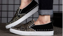 Load image into Gallery viewer, Men Casual Fashion Sneakers