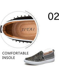 Load image into Gallery viewer, Men Casual Fashion Sneakers