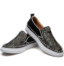 Load image into Gallery viewer, Men Casual Fashion Sneakers
