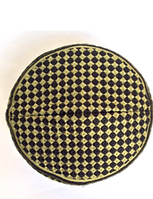 Load image into Gallery viewer, Men's hand Embroidered Kufi