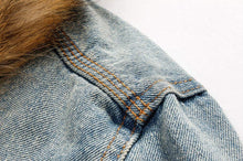 Load image into Gallery viewer, Men's Faux Fur Collar Distressed Denim Trucker Jacket