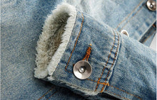 Load image into Gallery viewer, Men's Faux Fur Collar Distressed Denim Trucker Jacket