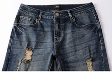 Load image into Gallery viewer, Men&#39;s Distressed Jeans
