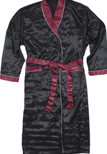 Load image into Gallery viewer, Noble Men&#39;s Silky Robe
