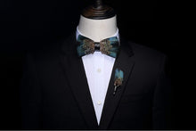 Load image into Gallery viewer, Feather Pre-tied Bow tie and Brooch Sets for Men
